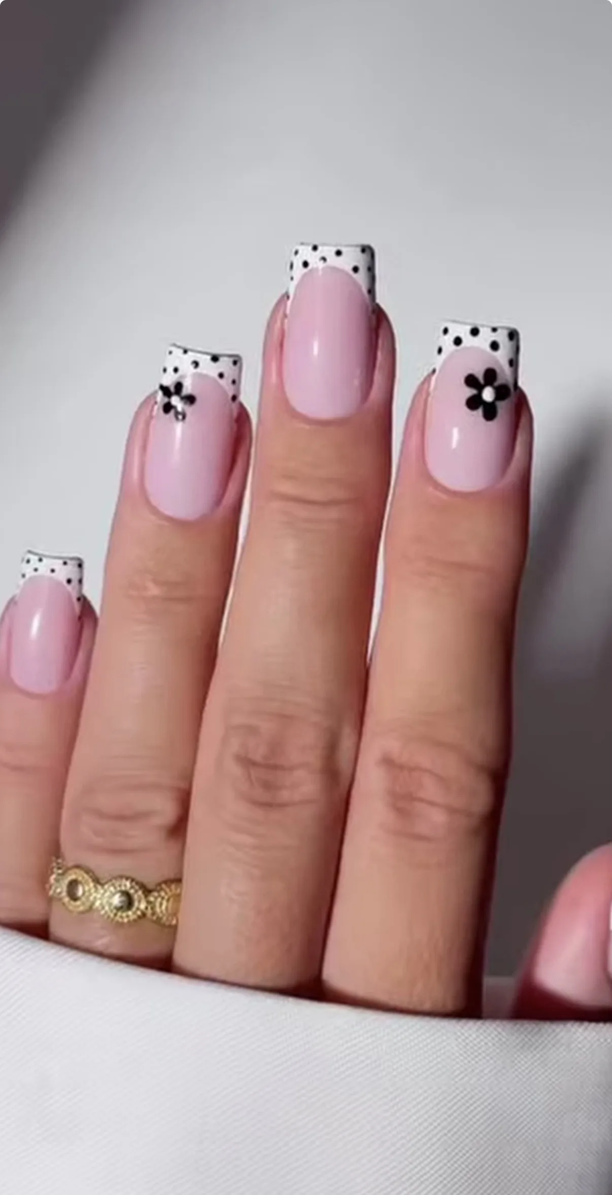 Flower nail art